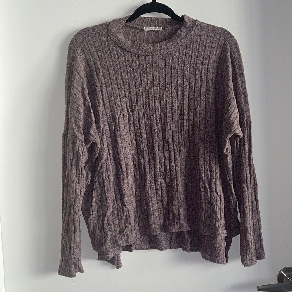 🆕 Heart & Hips Ribbed Long Sleeve Tee